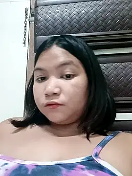 milkytitsmom4u online show from September 26, 7:11 pm