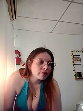 lorenitabella online show from June 10, 9:24 pm