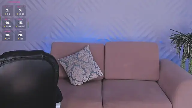 MadelineFox online show from November 26, 1:01 pm