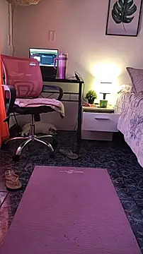 HunnyyLove online show from February 9, 2:52 pm