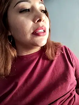 linalooove online show from September 24, 8:52 pm