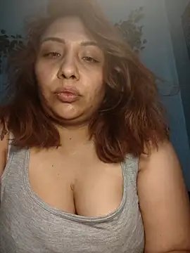 linalooove online show from October 14, 8:00 pm