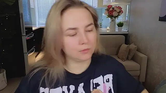 Mira Mermayd online show from March 22, 1:11 am