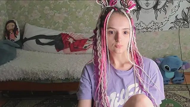 Cutie Adelia online show from July 3, 8:31 am