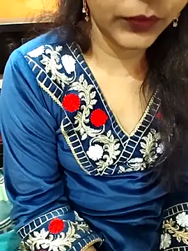 Diya 143 online show from February 14, 3:03 pm