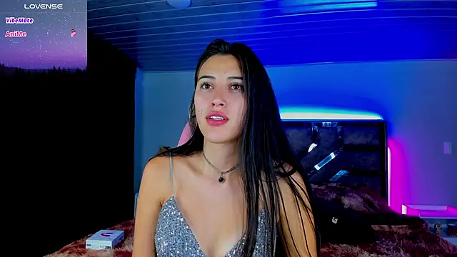 Snapshot of brenda_moris01 chatting on December 2, 7:10 am brenda moris01 online show from December 2, 7:10 am