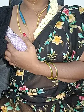 Tamil-hotwife online show from June 10, 5:33 pm