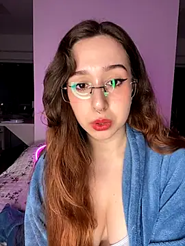Snapshot of tsuki_chan_on chatting on October 10, 10:14 pm tsuki chan on online show from October 10, 10:14 pm