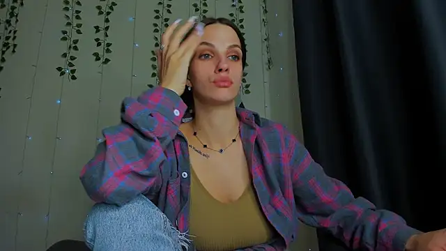 KarlaSim online show from November 28, 9:07 pm