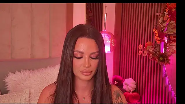 Snapshot of kaya_b chatting on September 10, 7:03 pm kaya b online show from September 10, 7:03 pm