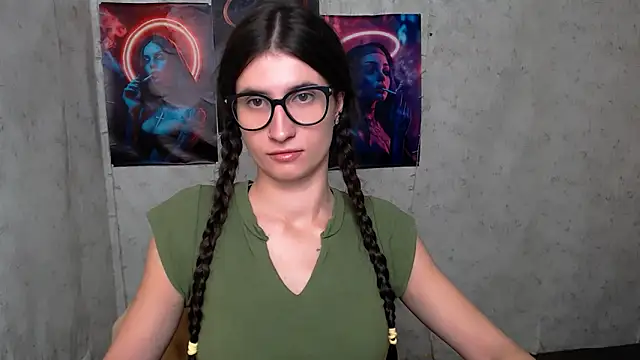 Snapshot of MaryEm976 chatting on October 18, 7:55 am MaryEm976 online show from October 18, 7:55 am