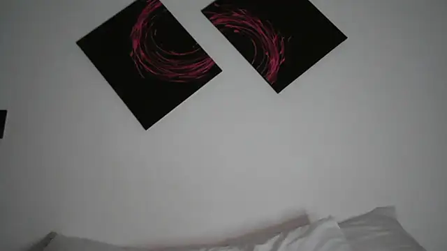 dark enchantress  online show from November 1, 2:27 am