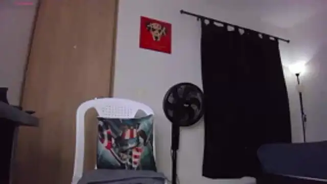 Cloudy pigDude online show from March 14, 4:57 am