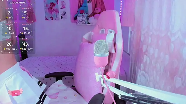 mia kawaii05 online show from June 1, 10:21 pm