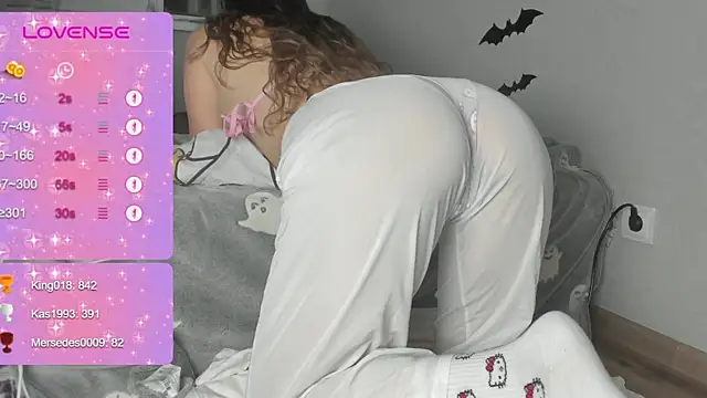 92yourbitch922 online show from January 9, 8:13 pm