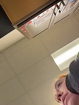 cinnatitties online show from October 28, 6:57 pm