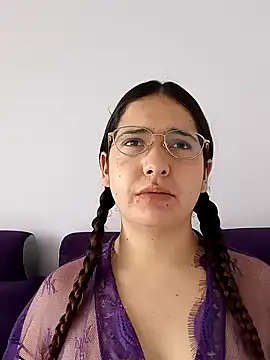 MiaLaurenzz online show from October 12, 5:04 pm