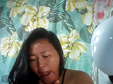 Sexyhorney4u online show from October 5, 9:31 pm