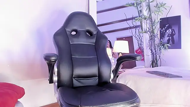 Alicee Levine online show from March 14, 11:06 pm