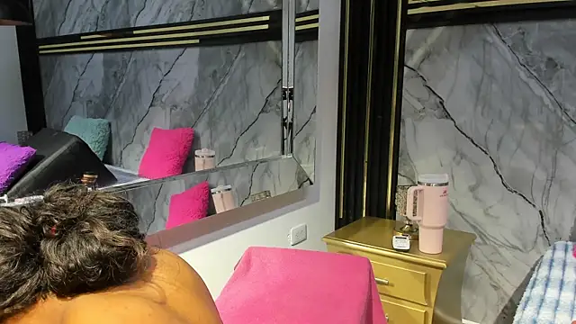 Niyirey1 online show from October 22, 12:32 pm