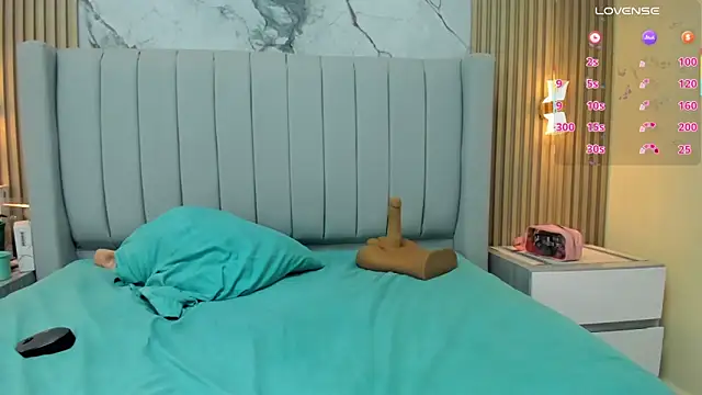 MAGIEVANS1 online show from March 14, 1:23 pm