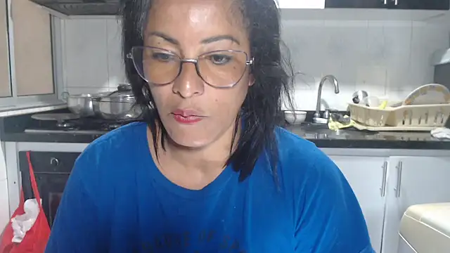 Snapshot of kateleyagrey chatting on October 18, 8:32 pm kateleyagrey online show from October 18, 8:32 pm