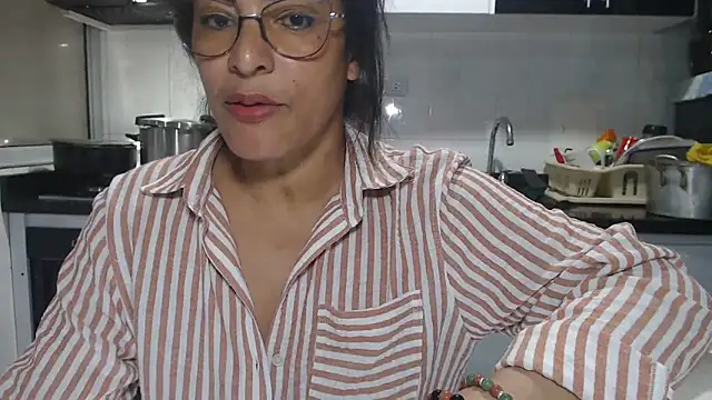 Snapshot of kateleyagrey chatting on September 9, 9:58 pm kateleyagrey online show from September 9, 9:58 pm
