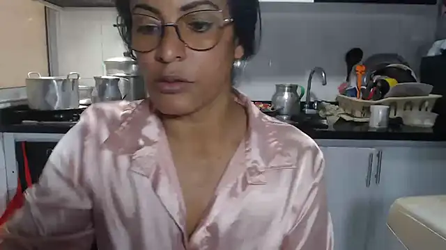 Snapshot of kateleyagrey chatting on September 30, 8:13 pm kateleyagrey online show from September 30, 8:13 pm