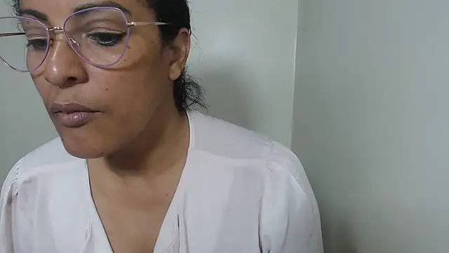 kateleyagrey online show from July 15, 7:29 pm
