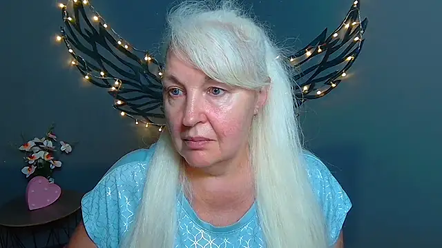 BlondyLeeBest online show from July 14, 6:56 pm