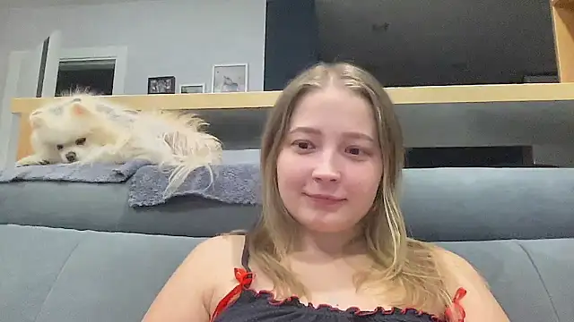 CharmingSarah online show from September 17, 4:27 pm