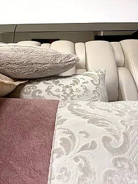 ALISSON FOXXX1 online show from January 6, 10:57 pm