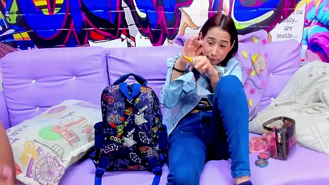 miacam-hot online show from November 29, 11:20 pm