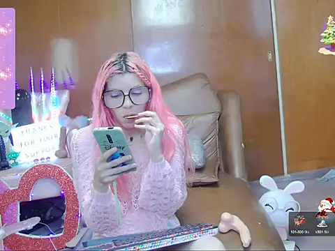 Skinygirl online show from September 9, 12:10 am