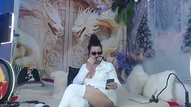 NightOrhideya online show from December 17, 10:03 pm