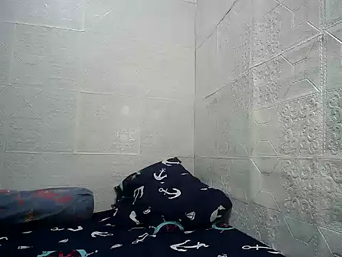 sweethotmom online show from November 28, 12:46 am