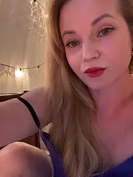 Snapshot of Lady__Maria chatting on October 9, 4:11 pm Lady Maria online show from October 9, 4:11 pm