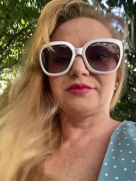 Snapshot of Lady__Maria chatting on September 20, 11:30 am Lady Maria online show from September 20, 11:30 am