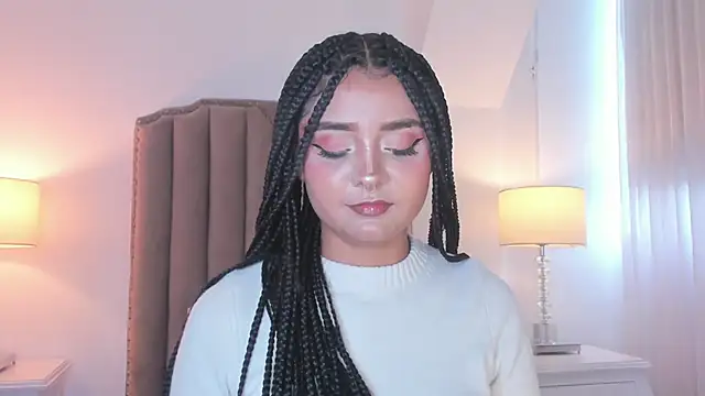 Emma Torres   online show from June 7, 12:34 pm