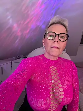 German Milf online show from April 21, 12:45 pm