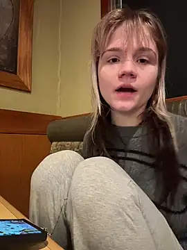 Cutiepiespanks online show from February 20, 12:09 am