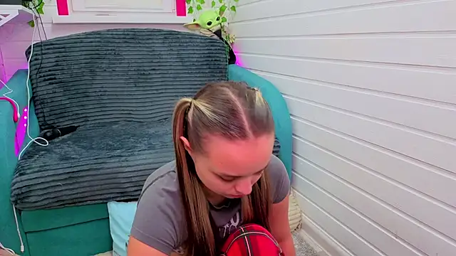 Misss Vikk online show from November 25, 7:32 am