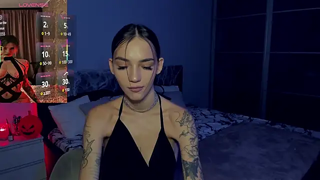 SophieCatty online show from November 1, 12:31 pm