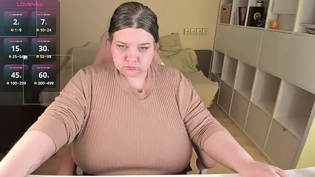 PlumPie online show from April 26, 9:23 pm