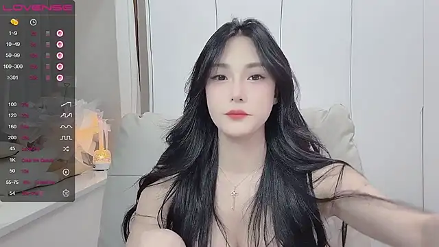 uuxiaocai online show from July 12, 1:12 pm