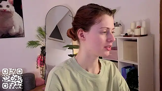 doll lesli online show from April 18, 7:58 pm