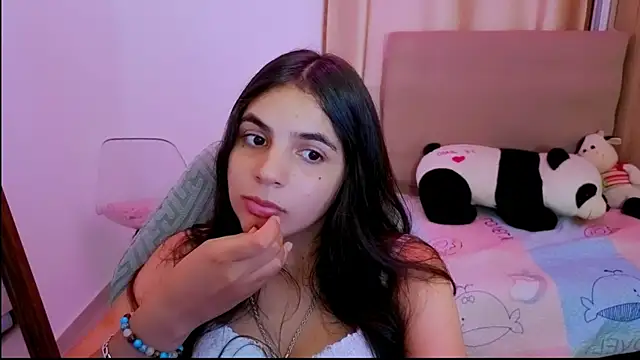  elenna online show from April 18, 7:58 pm