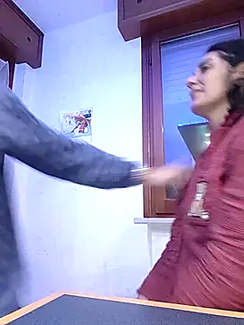 demoni ita online show from February 4, 9:40 pm