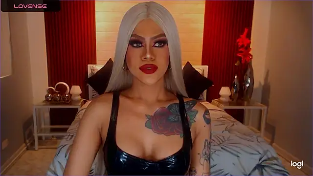 StellaStrong30 online show from February 17, 11:15 pm