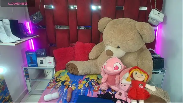 Ginna doll online show from May 16, 6:29 pm